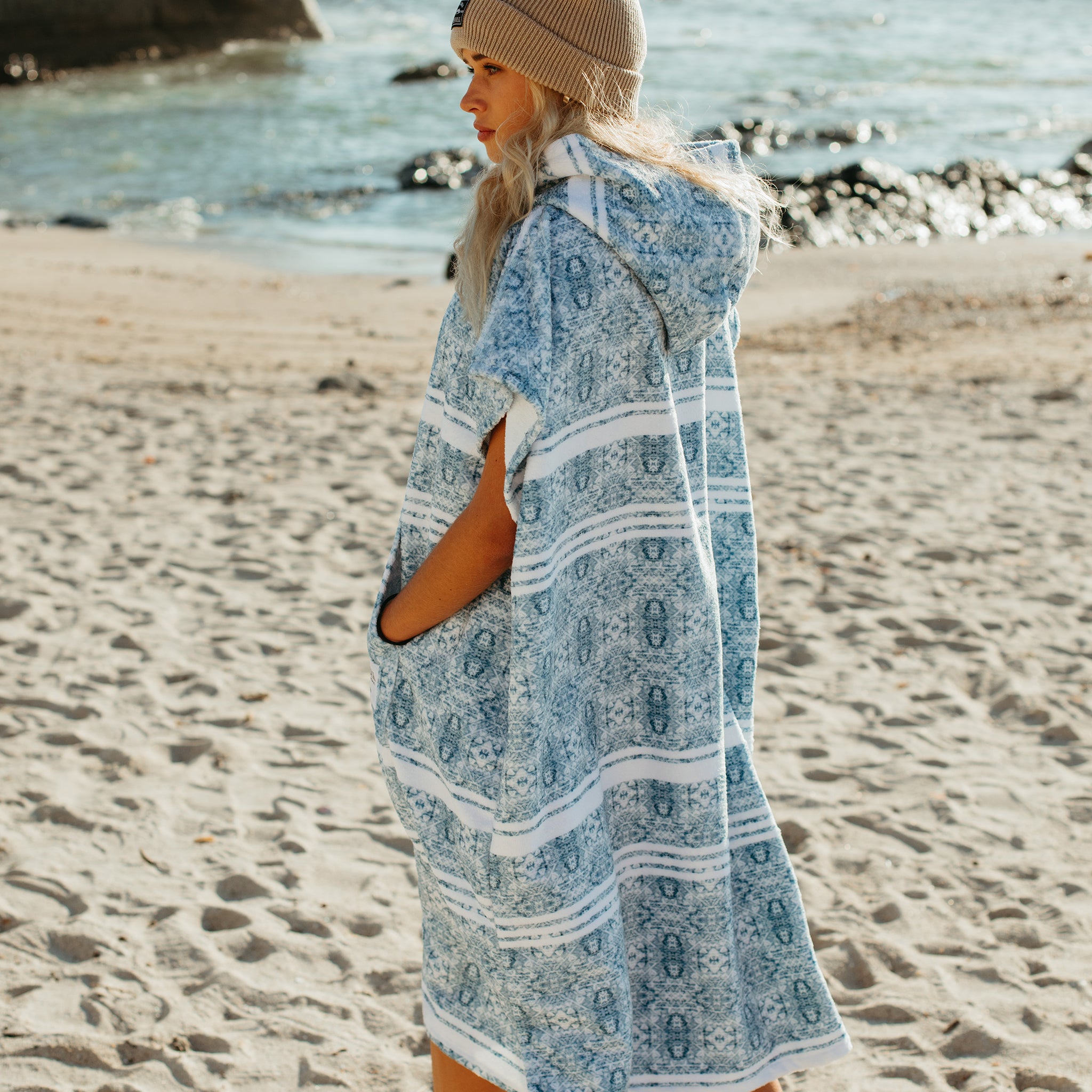Beach towel changing poncho online